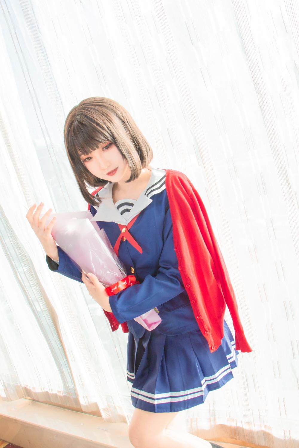 王者荣耀：被玩家遗忘的超史诗皮肤，但舍不得花钱？看完技能特效